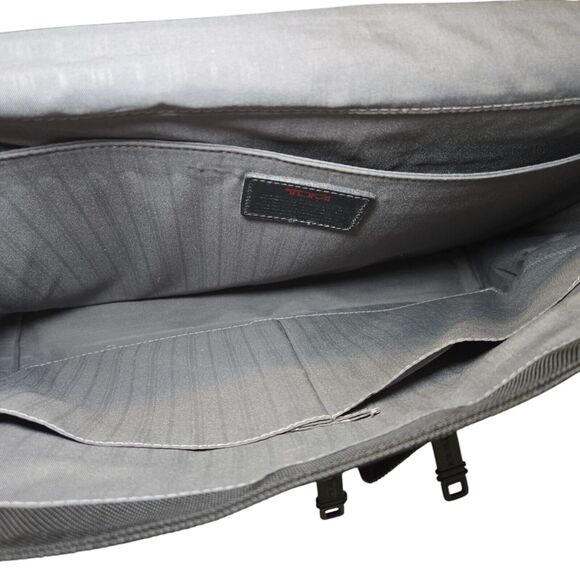 Tumi Laptop Bag Alpha Messenger Sling Bag 22202DE 17" - Picture 9 of 16